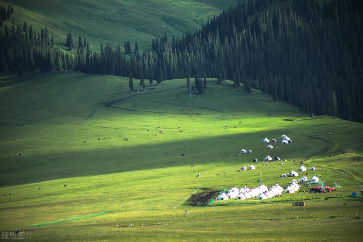 北疆新疆旅游线路,30天全疆自驾游攻略