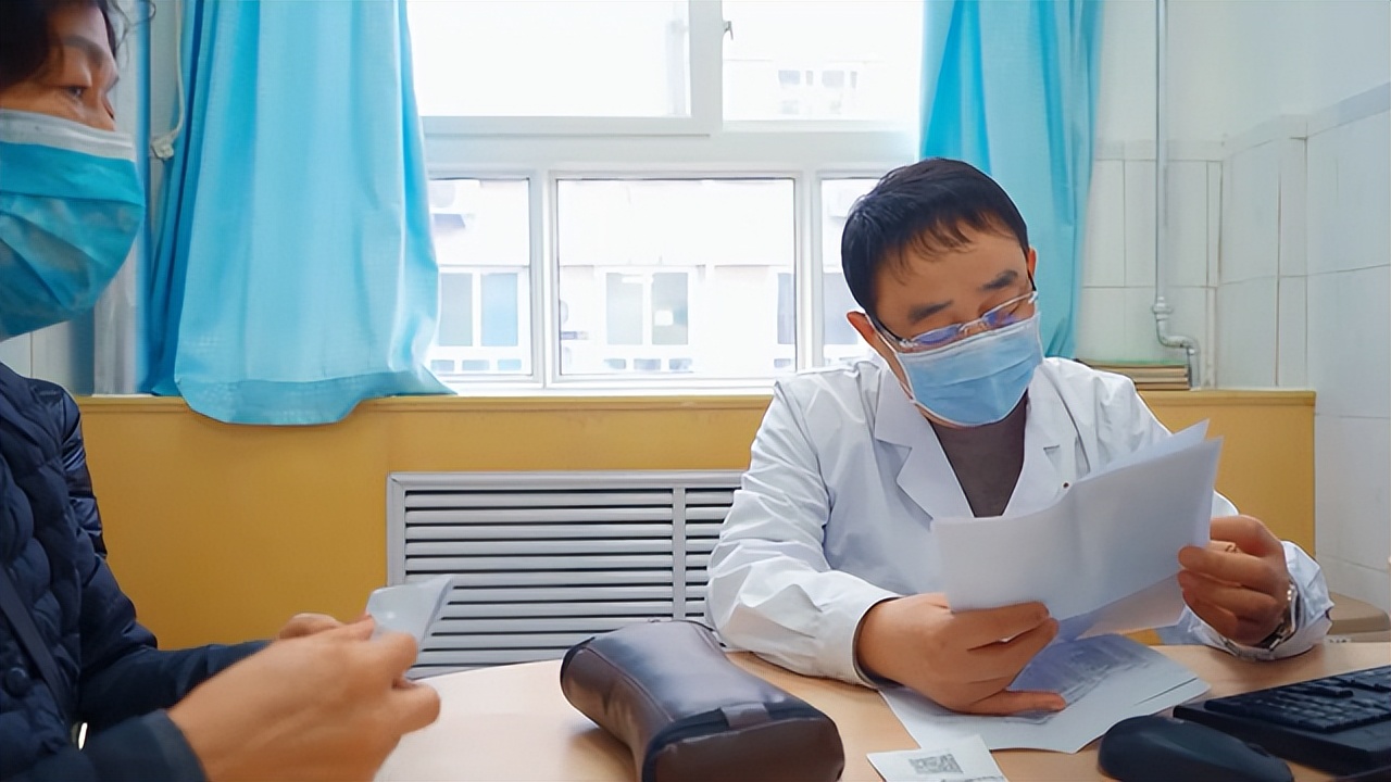 老年长期耳鸣能根治吗,中老年人耳鸣怎么治推荐药