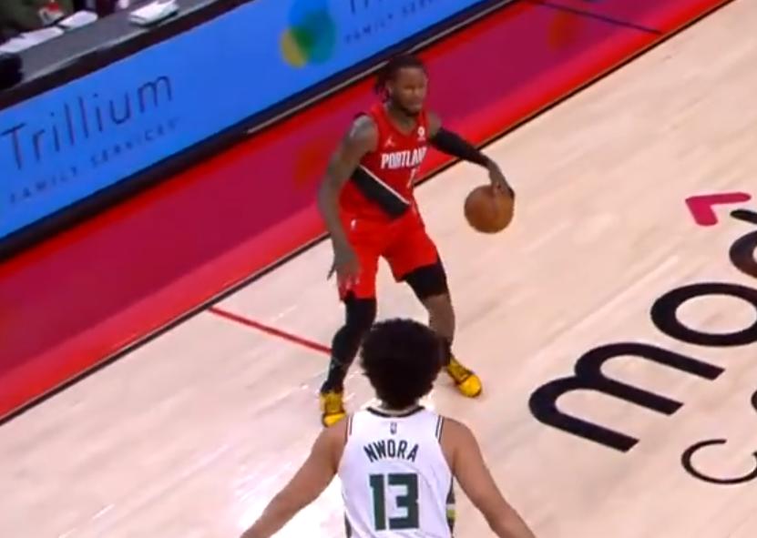 山东男篮签约新援福特斯,山东男篮官宣外援后卫加盟