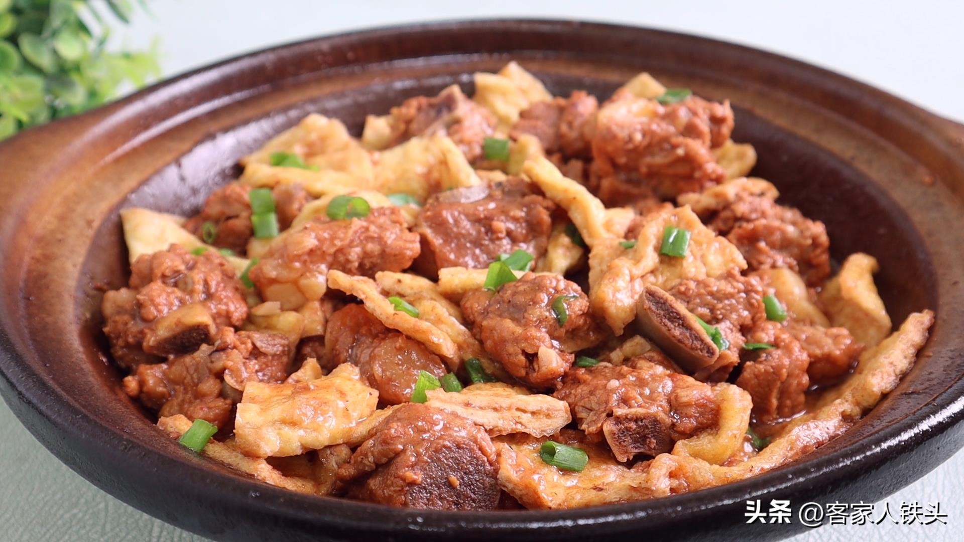 广式砂锅排骨汤煲做法,经典排骨煲