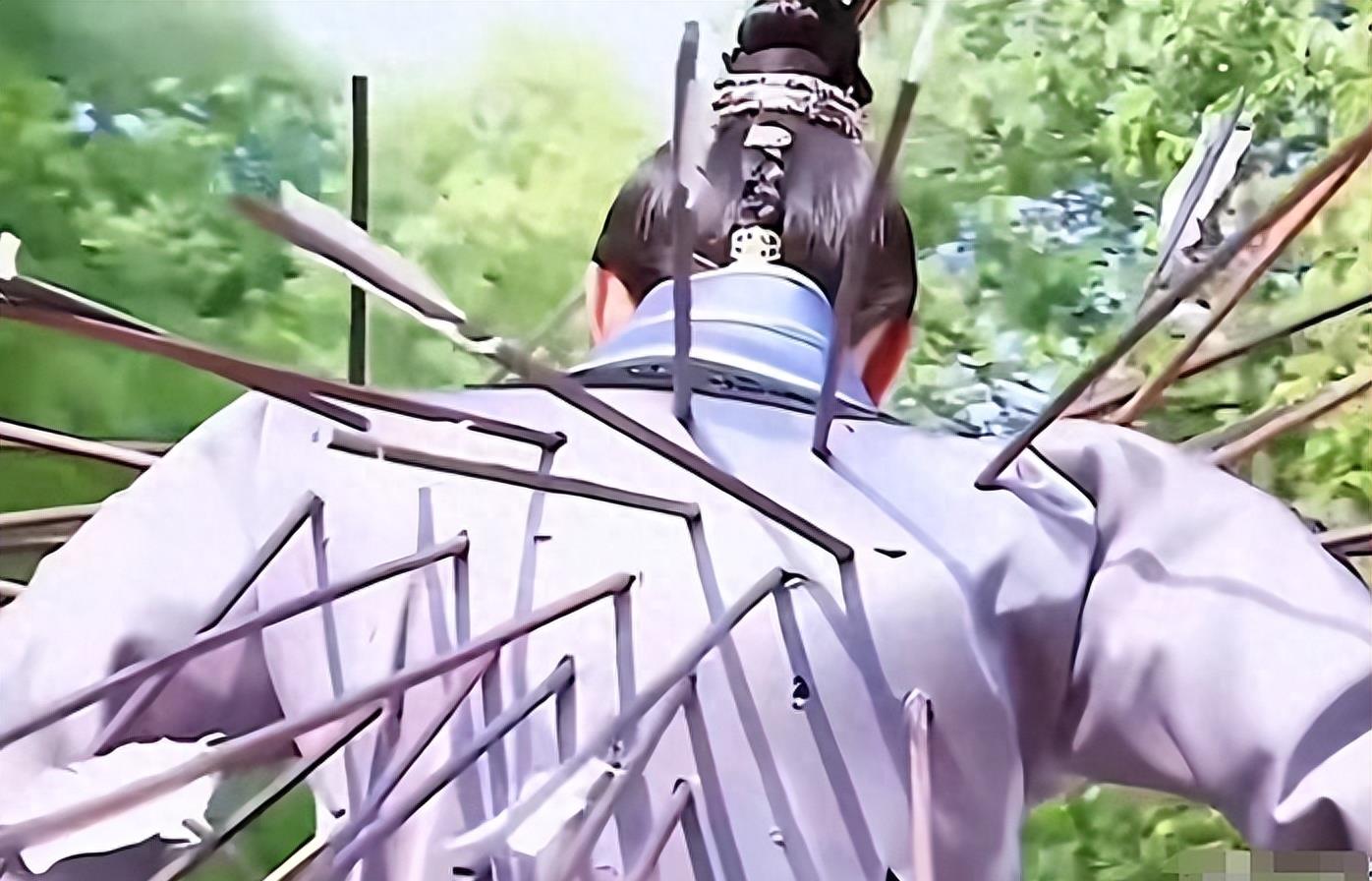 手撕*袜丝**，筷子夹胸，辣眼睛场景难忍受