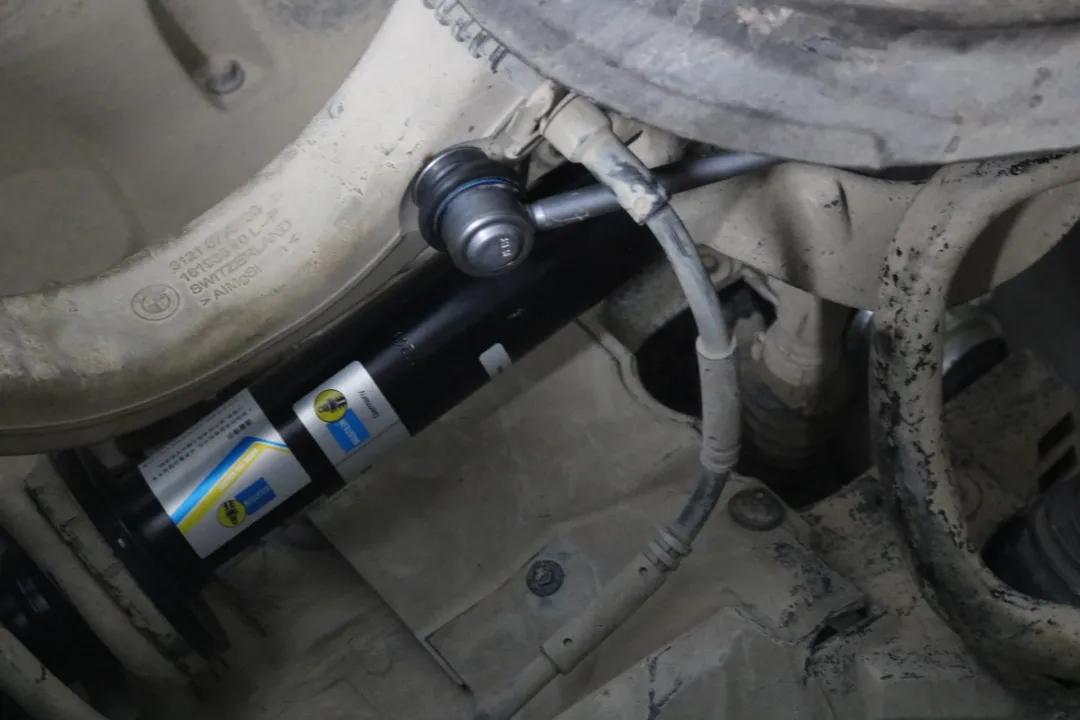 宝马x5翻新全过程,宝马x5老车翻新重庆渝北