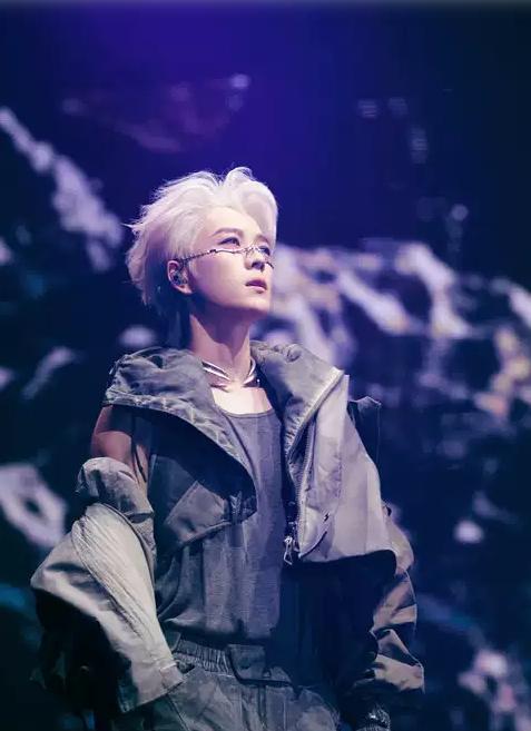 王栎鑫演唱会深圳官宣,王栎鑫演唱会2024