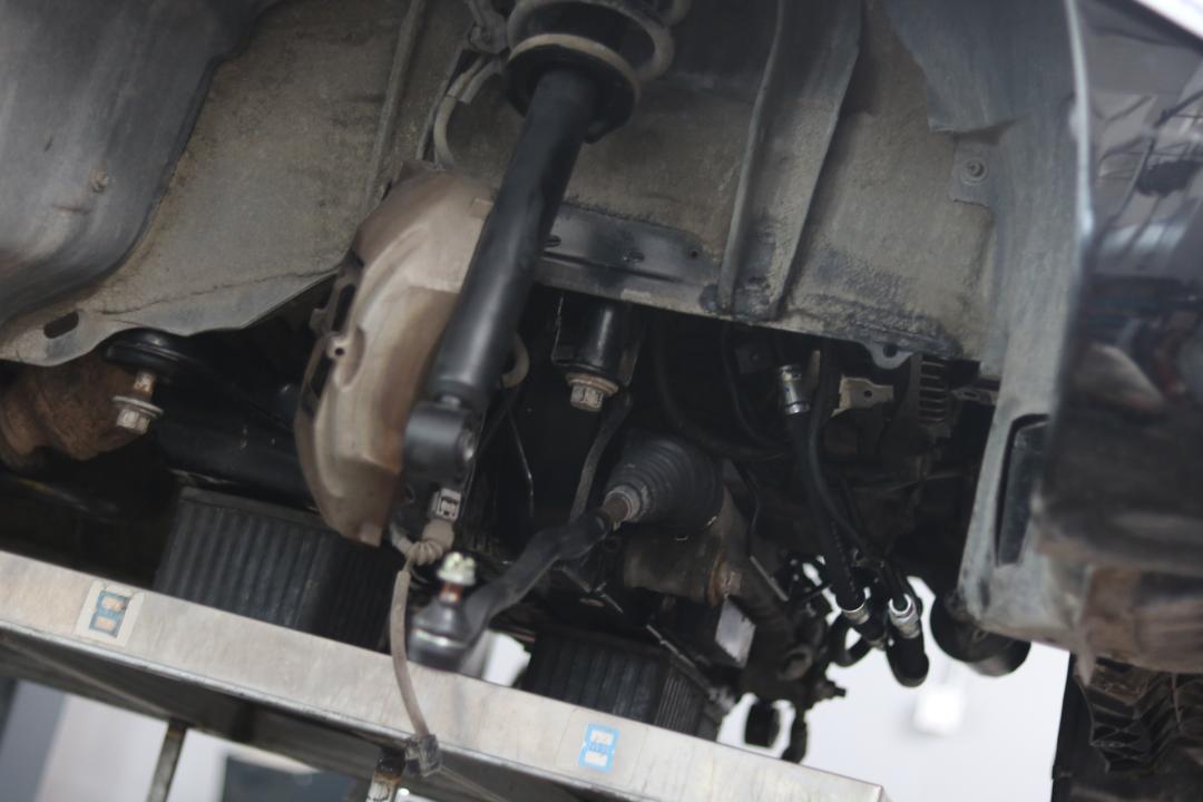 搞了辆“破烂不堪”05年凌志LS430，进厂翻新重造，复活又变新车