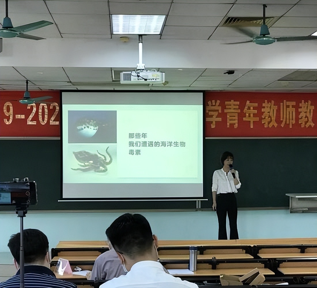 大学教师收入高吗？看教师现身说法，你羡慕不羡慕？