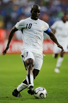 葡萄牙3-2击败加纳c罗第一个进球,葡萄牙3-2加纳c罗全场