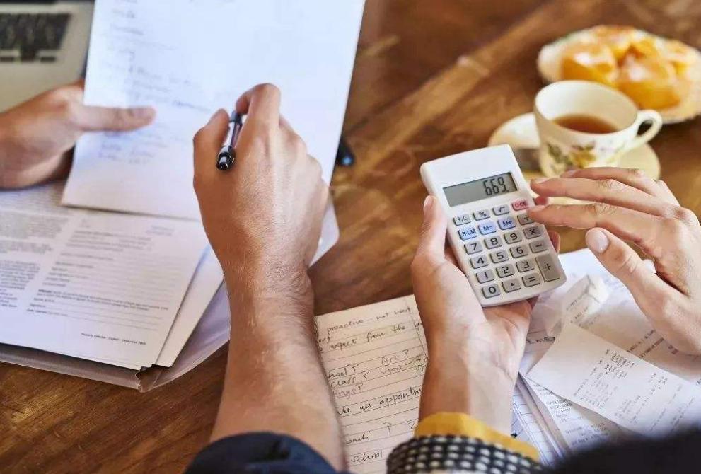 夫妻共同债务与连带清偿责任,夫妻共同财产不足以清偿共同债务