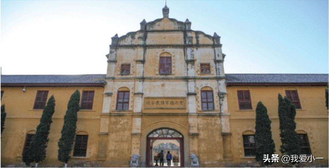 云南昆明古建筑群图,云南省昆明市官渡古镇古建筑