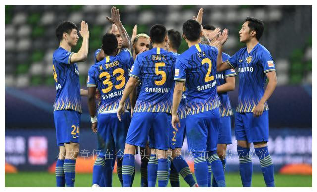 江苏苏宁足球队解散图文,江苏苏宁夺冠后解散球迷反应