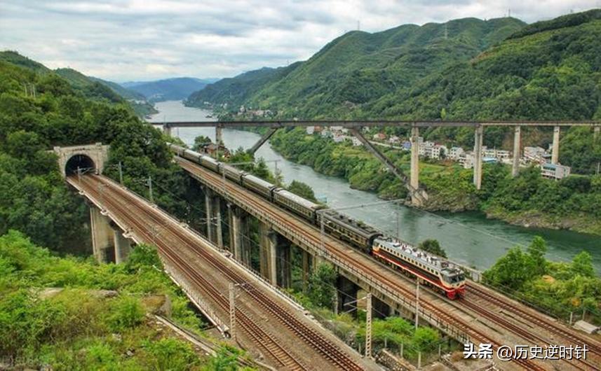 刘晓庆和郭达年龄,郭达刘晓庆