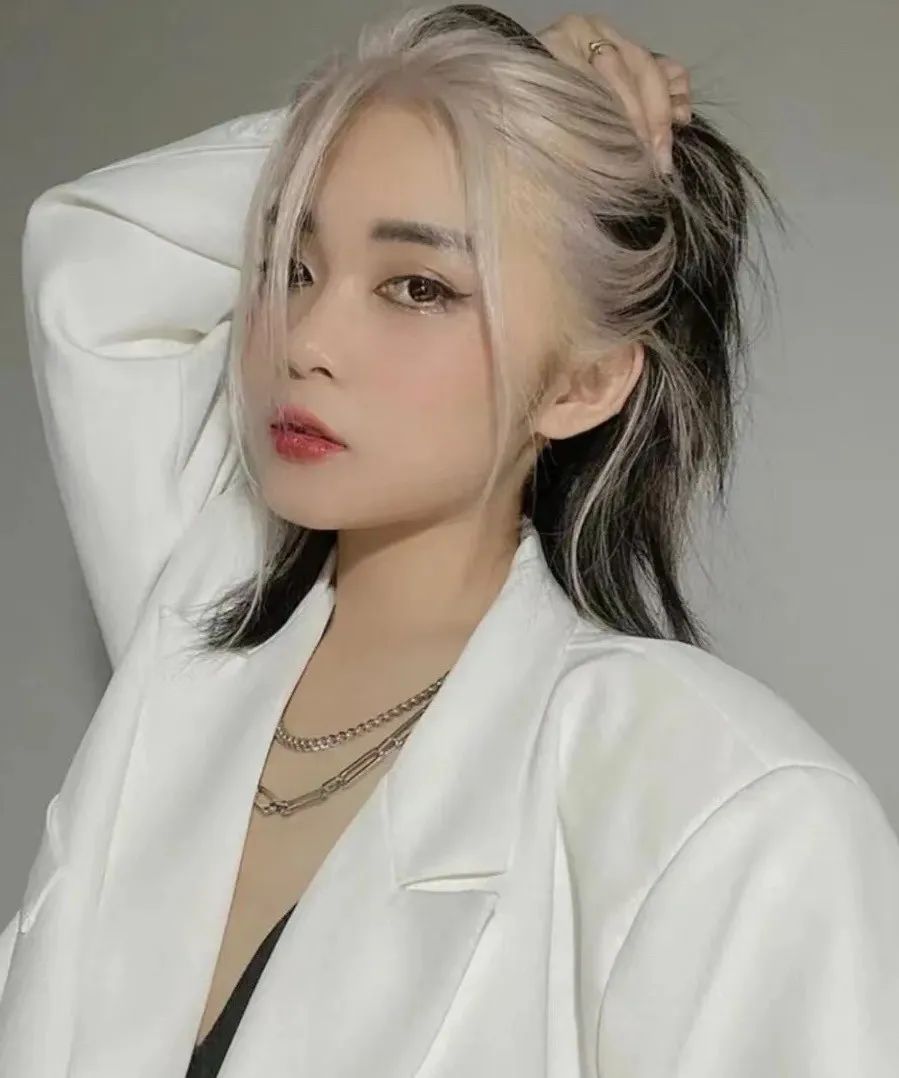 刘海染后想染回统一的发色怎么染,最近流行的刘海染法