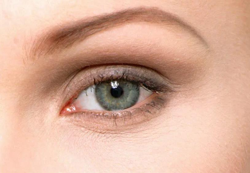 近两天最火的抗皱产品,今日头条抗皱紧致护肤品套装