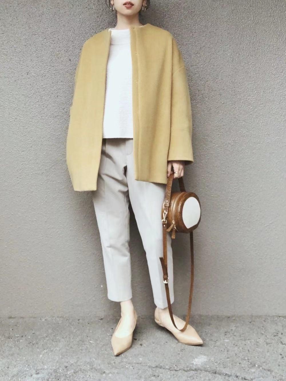 黄穿什么显白,皮肤暗黄的春季穿搭