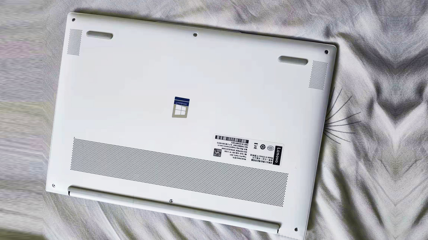 联想笔记本1065g7,轻薄笔记本9750