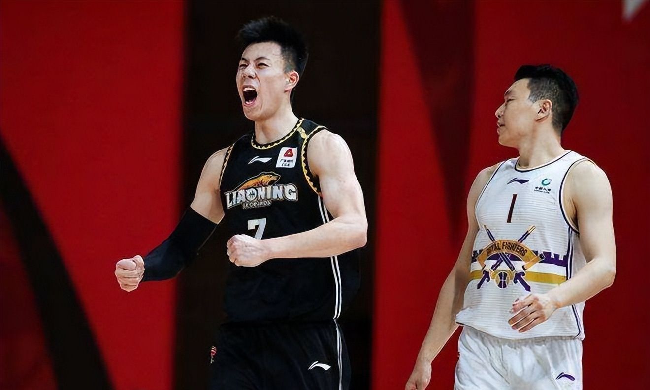 林书豪张镇麟现身野球场,张镇麟林书豪在成都