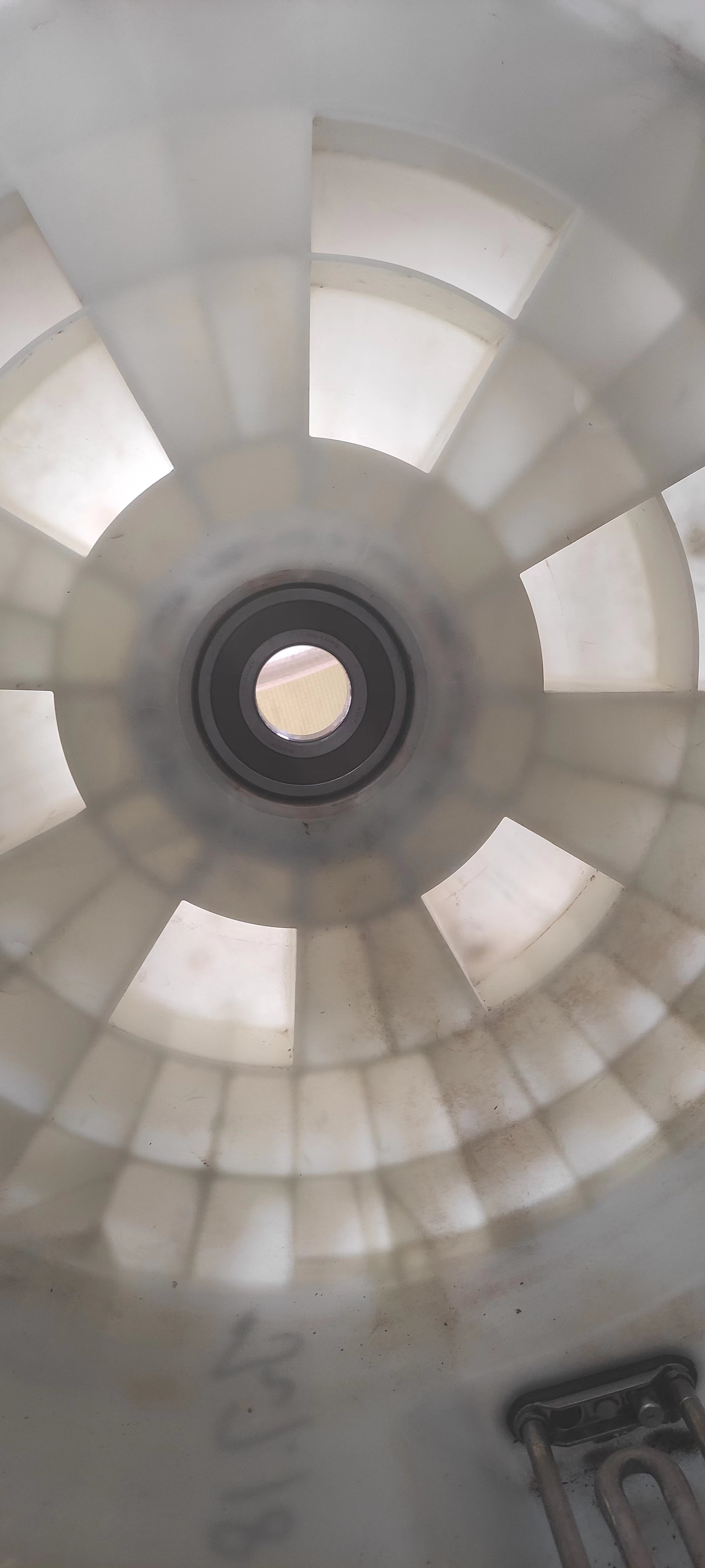 洗衣机换三角架和轴承容易吗,洗衣机三角架轴承油封拆卸