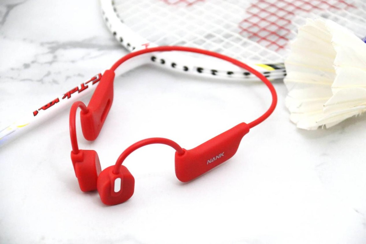 蓝牙耳机运动耳机pro,蓝牙耳机和运动耳机