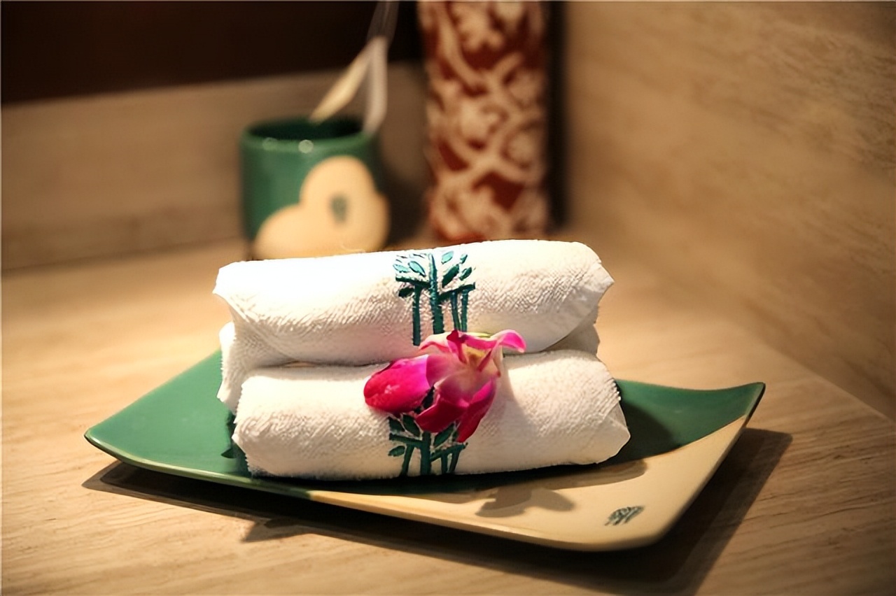 探秘秀丽山水,探秘黄山村