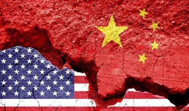 50万美军靠近中国，解放军两大动作亮明态度，冲突后果美承受不住