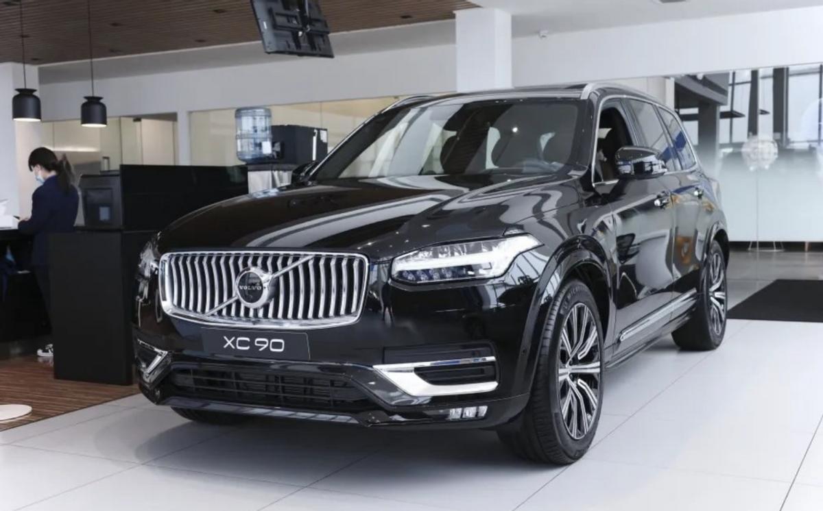 沃尔沃不保值维修保养贵不敢买,02年s80沃尔沃2.9l维修贵不贵