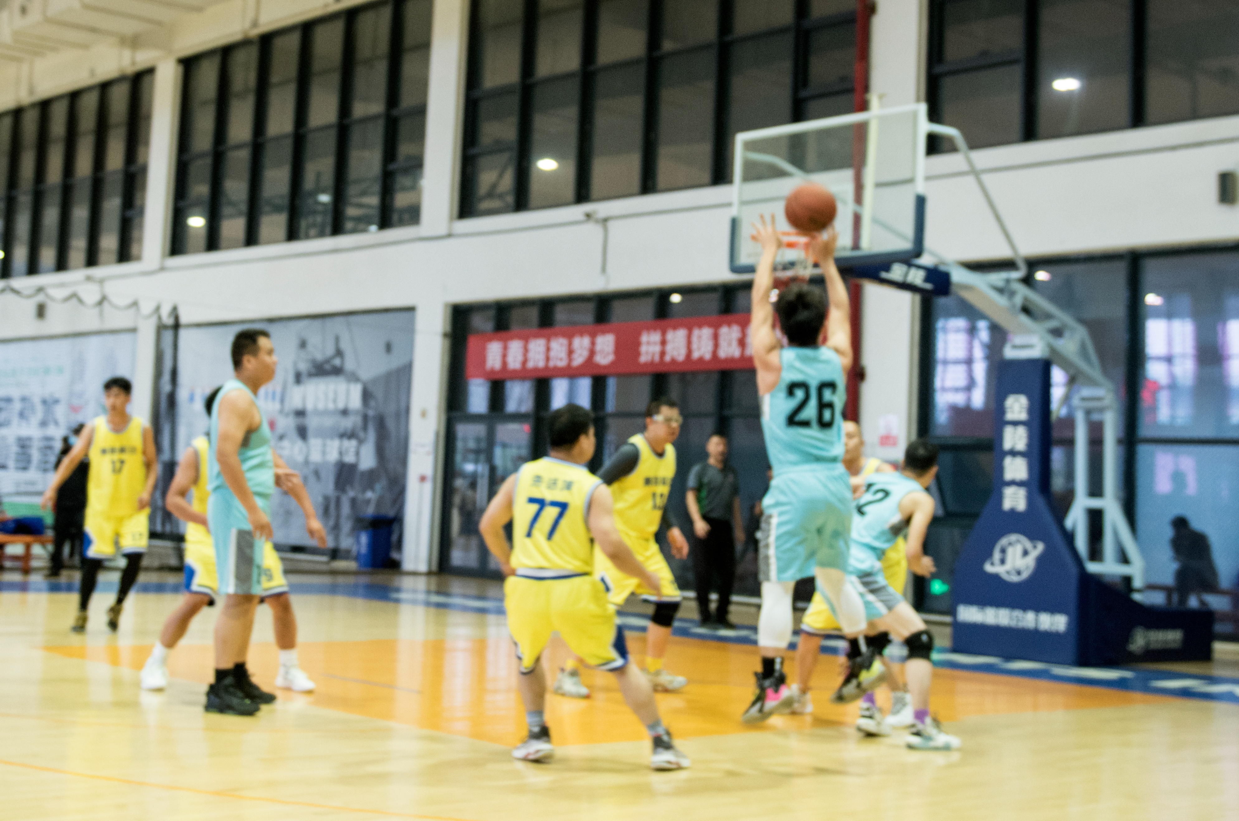 让运动绽放精彩让拼搏成就梦想,让运动员为品牌赋能