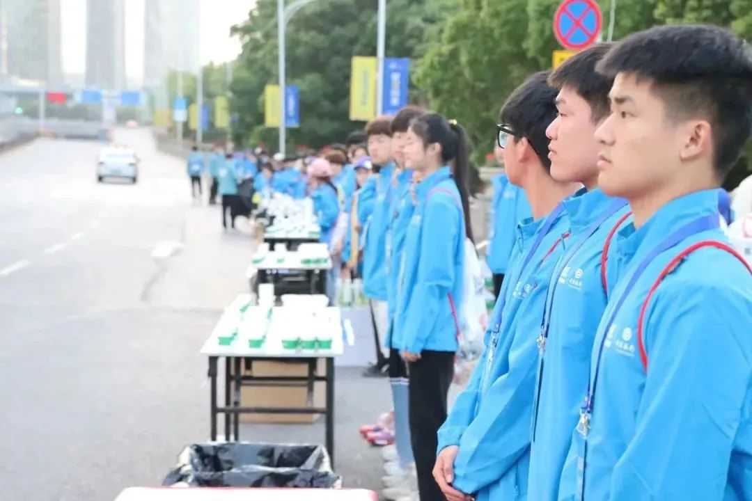 为什么华夏理工学院学费这么贵,为什么选择帝国理工