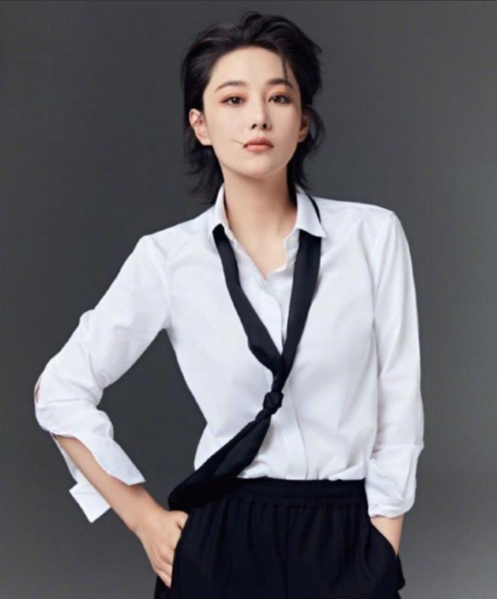 张馨予为何嫁给军人何捷,嫁给军人的张馨予现状