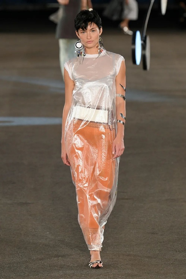 toryburch2023秋冬时装秀,toryburch包包