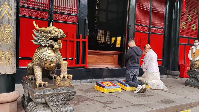 文殊院成都,文殊院周边美食攻略