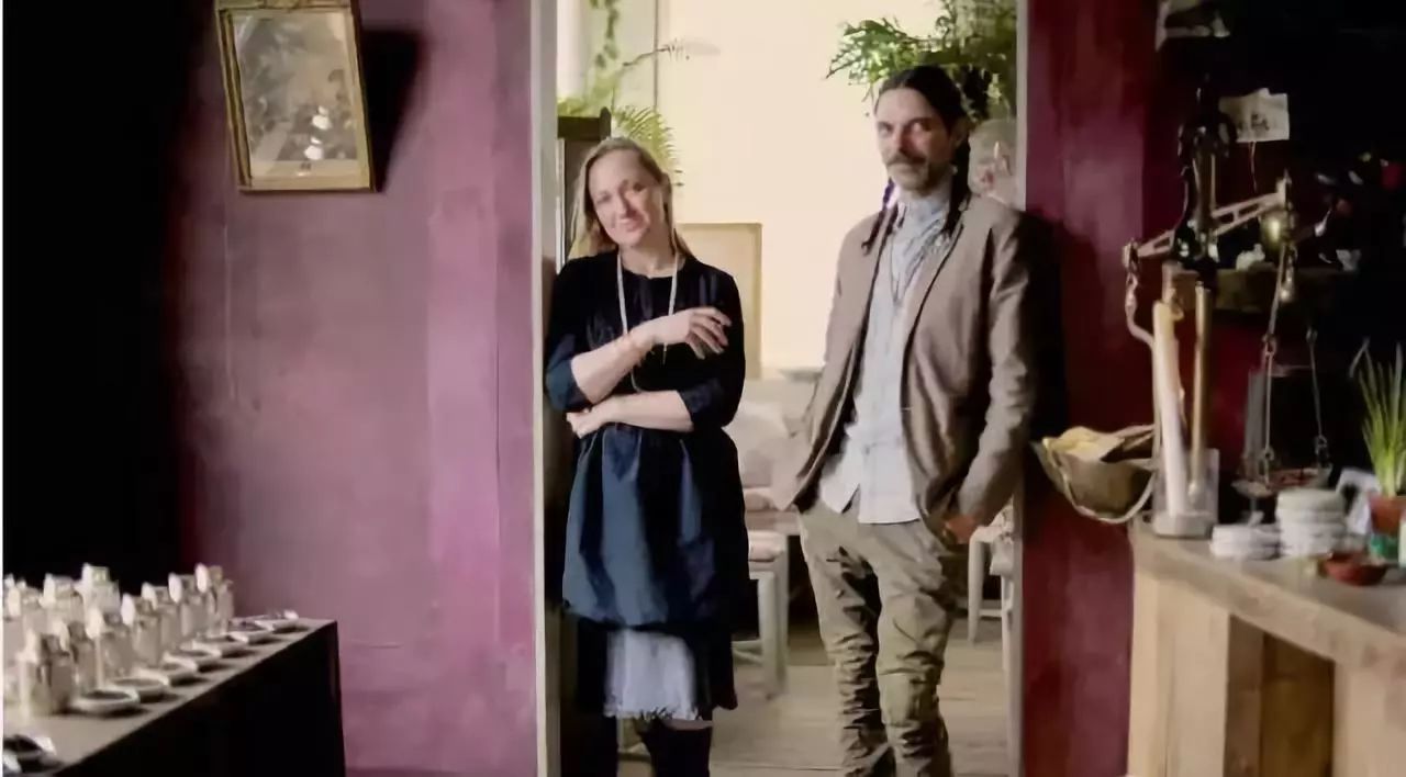 鏂囧湥鑼惰瘽,鏂囪儨鑼惰