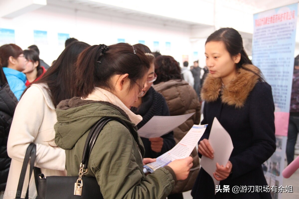 初级会计证报考条件有年龄限制吗,初级会计资格证报考条件乌鲁木齐