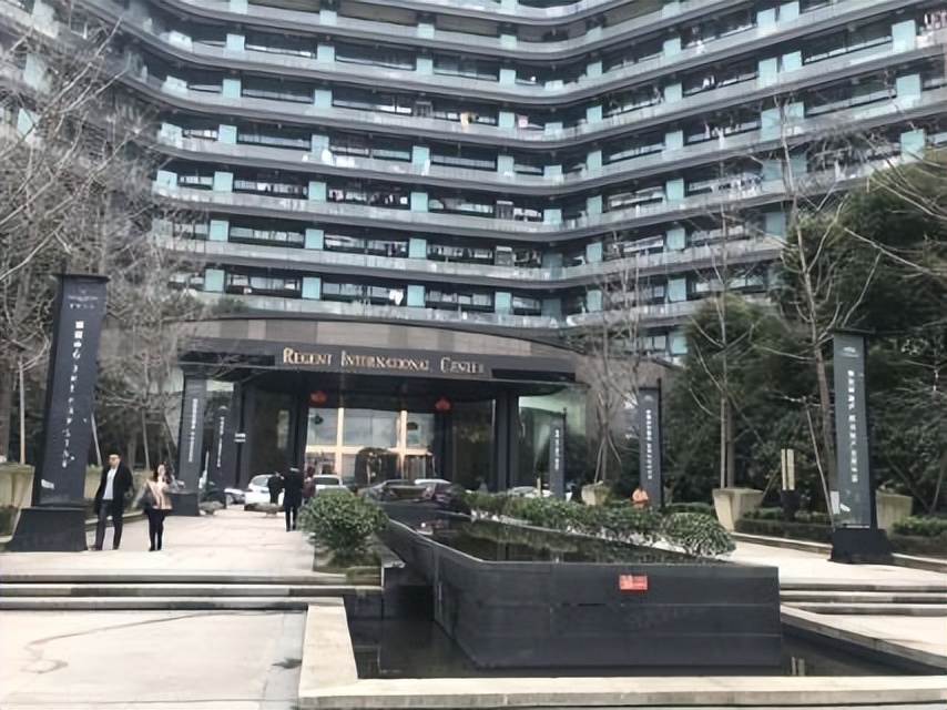 杭州最大的网红公寓夜景,杭州最大的网红公寓视频