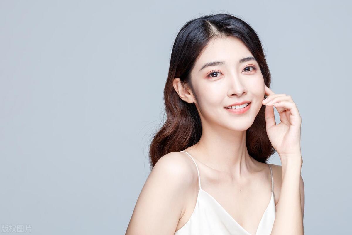 美牙全瓷贴面是怎么制作的,瓷贴面美牙技术