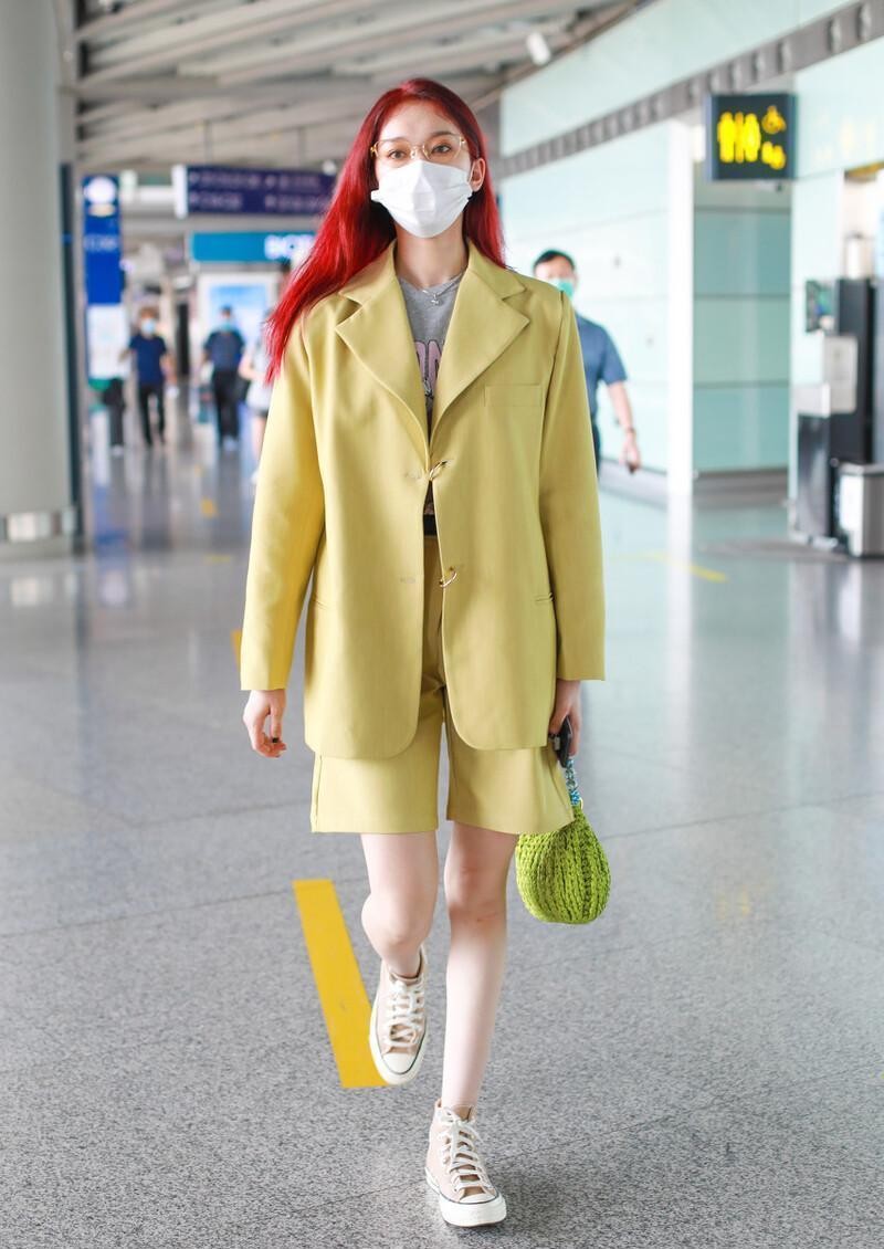 帆布鞋搭配什么衣服和裤子最好看,高帮帆布鞋搭配什么裤子女生春天