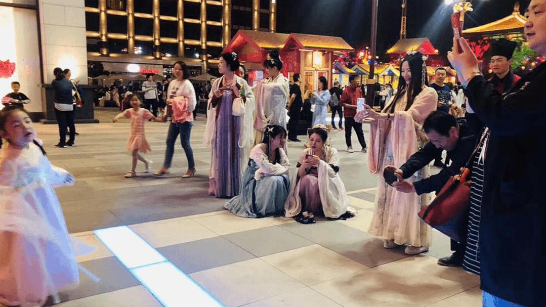 西安大唐不夜城网红风景,大唐不夜城网红景区