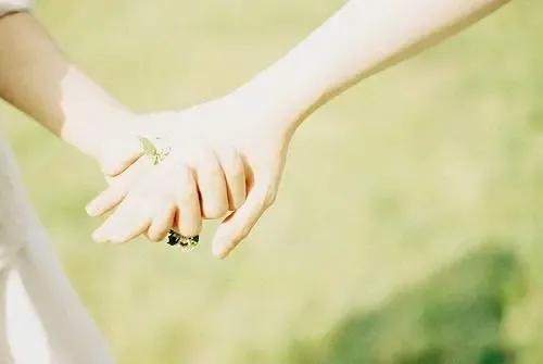 祝福语录经典短句爱情,名人名言爱情语录经典短句