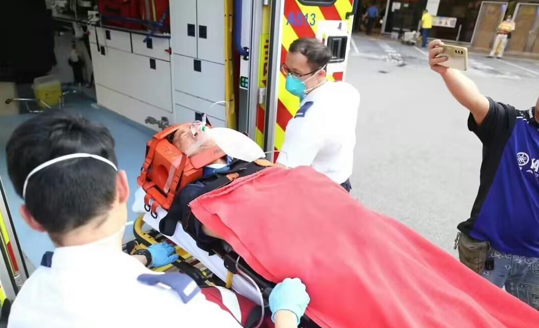 黄渤倪妮拍摄现场突发事故致8伤,黄渤倪妮剧组突发事故