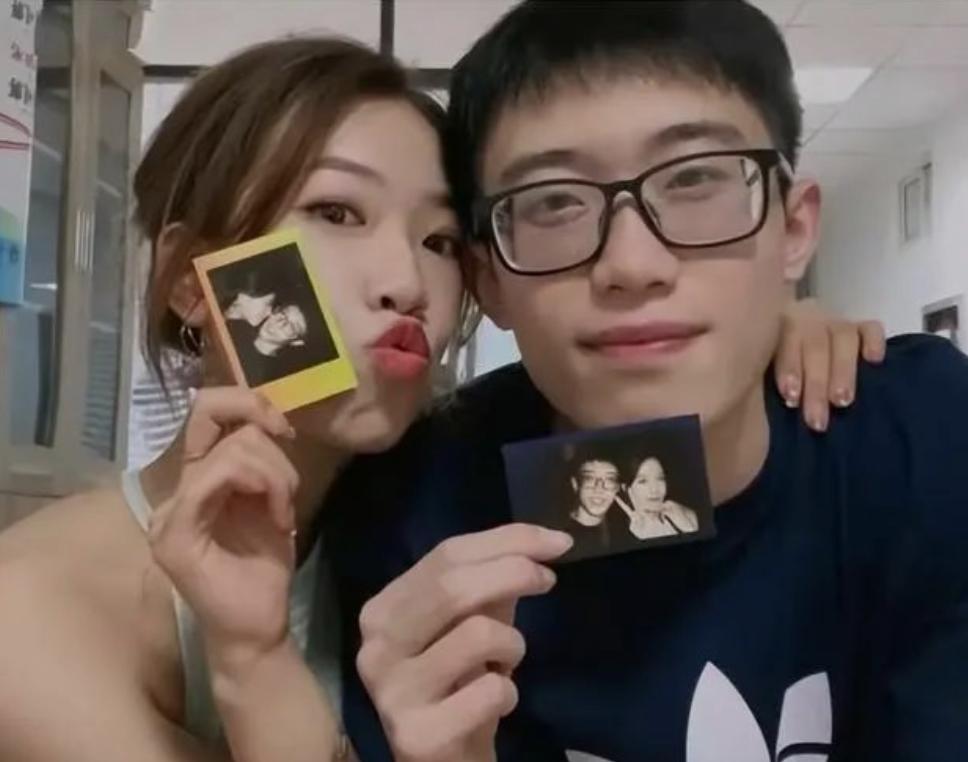 贫困生用苹果可以举报吗,用苹果手机的贫困生能举报吗