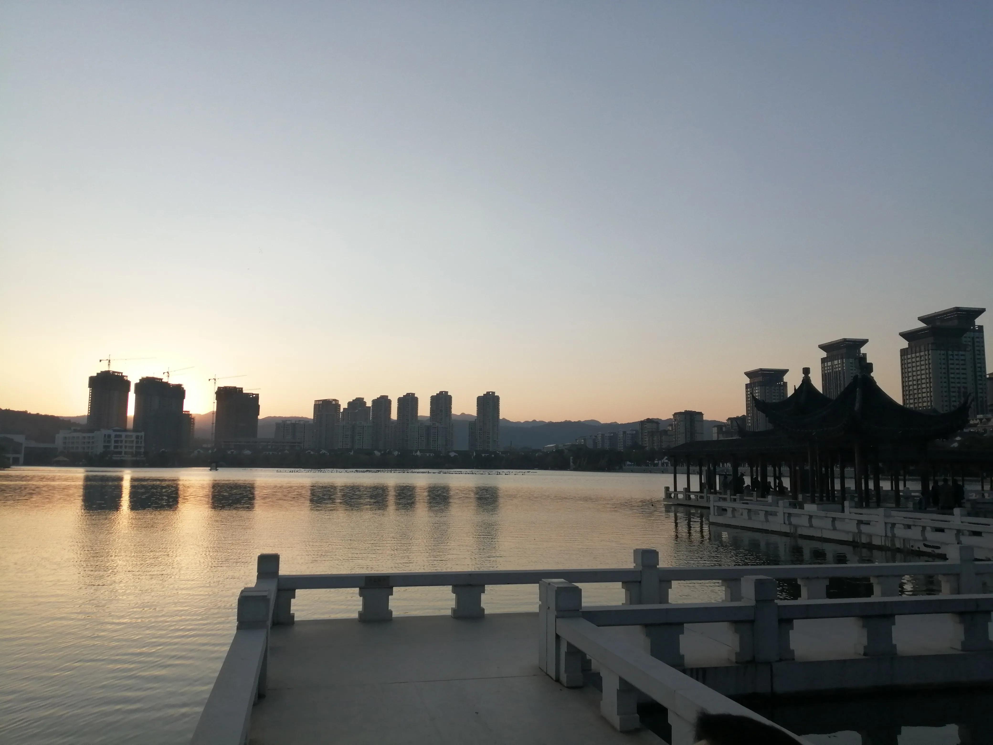 弥勒旅居包吃住三号院,弥勒旅居养老基地包月包吃住