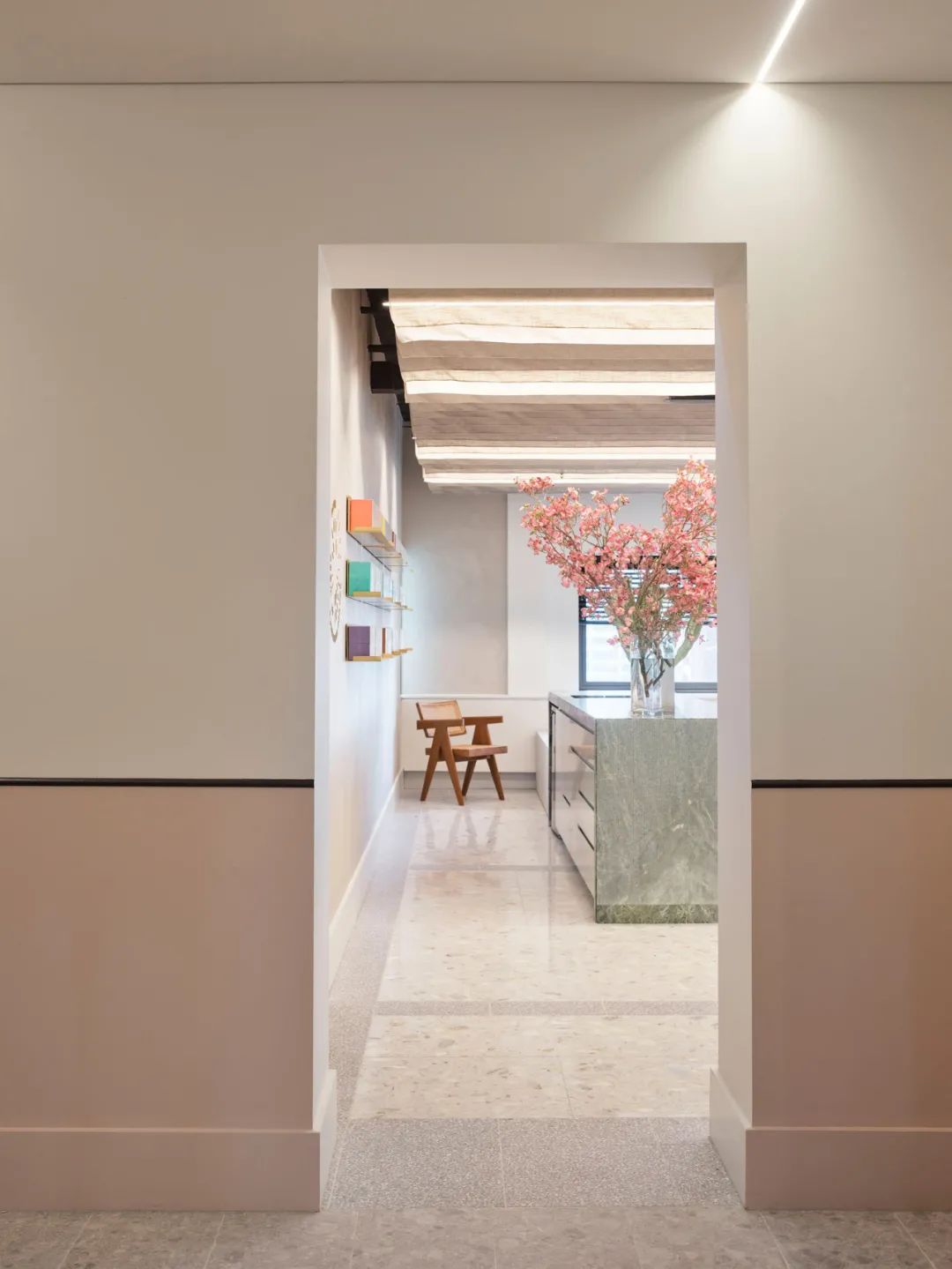 蓝橙色彩构成,活力橙配色装修