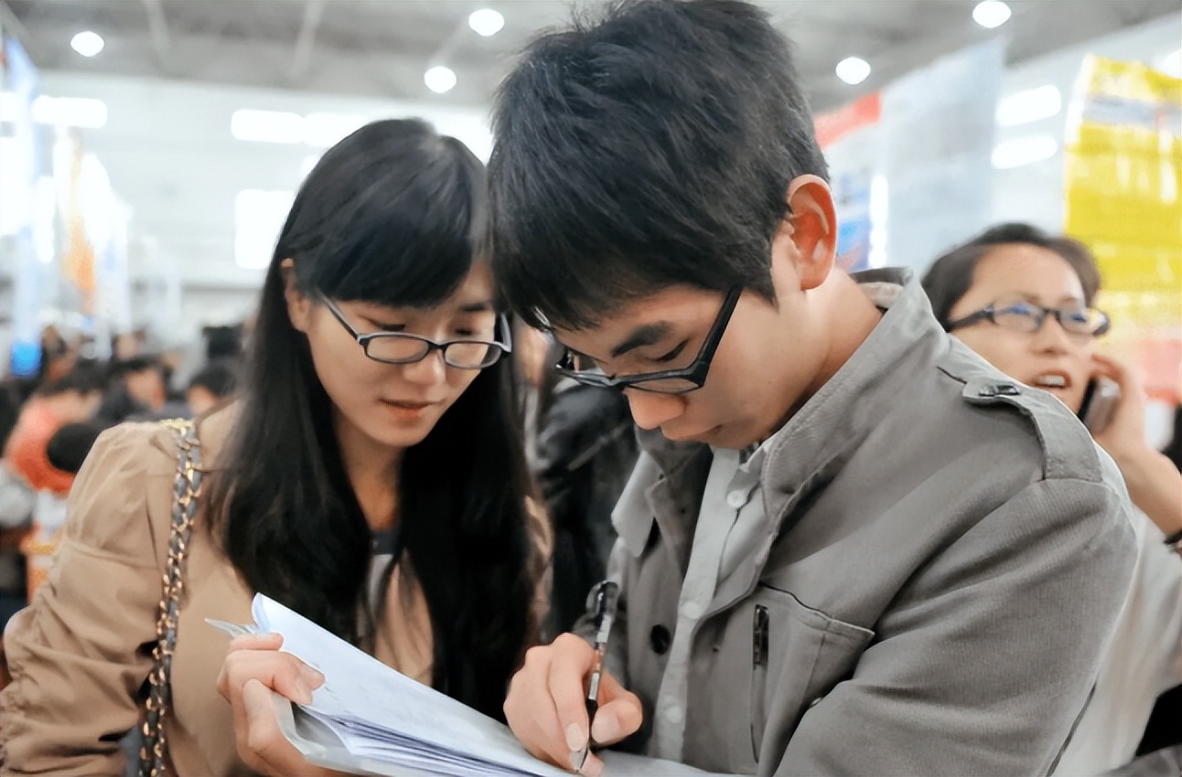 西安铁路局招聘晚上报名流程,西安铁路局招聘面试问题