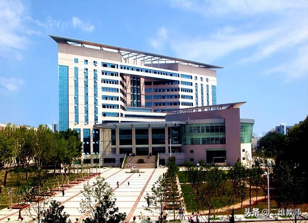 中国最好的湖北大学,十大名校排名湖北大学