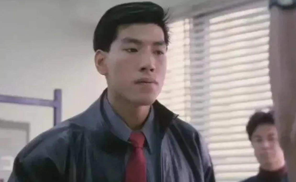 张耀扬“毁灭”史：从“文艺男神”到沦为阶下囚，他经历了什么?