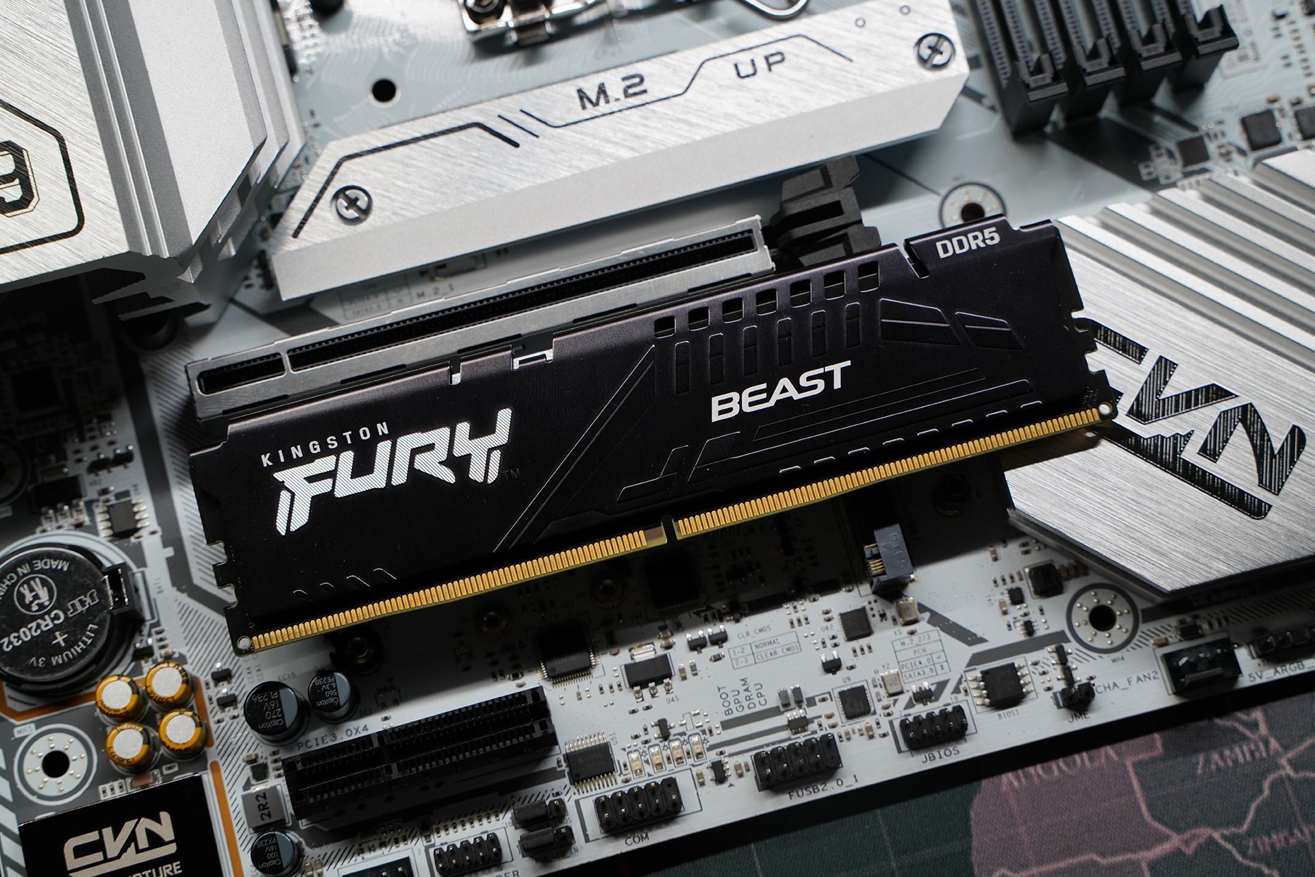 z790主板七彩虹搭什么cpu,七彩虹z790冰霜巡洋舰搭配什么cpu