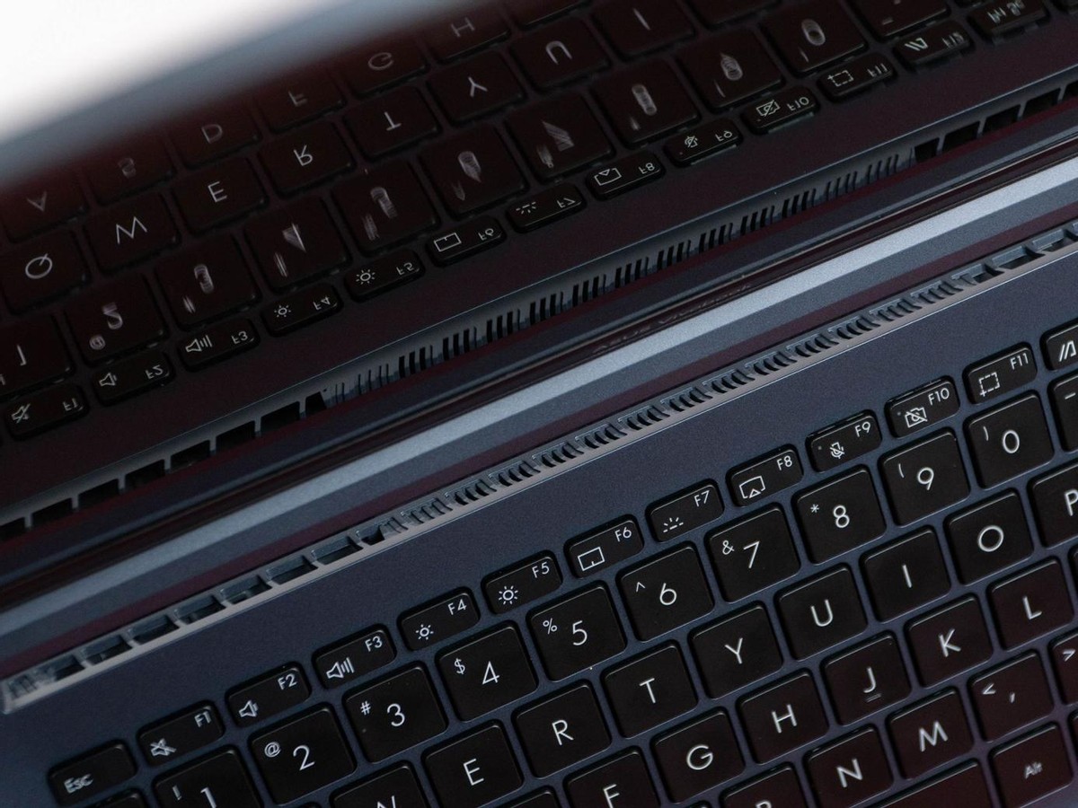 华硕灵耀pro162022和无畏pro152022对比,华硕无畏pro162023款轻薄本测评