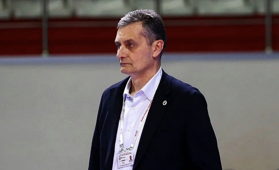 土超球队官宣,郎平或调整阵容