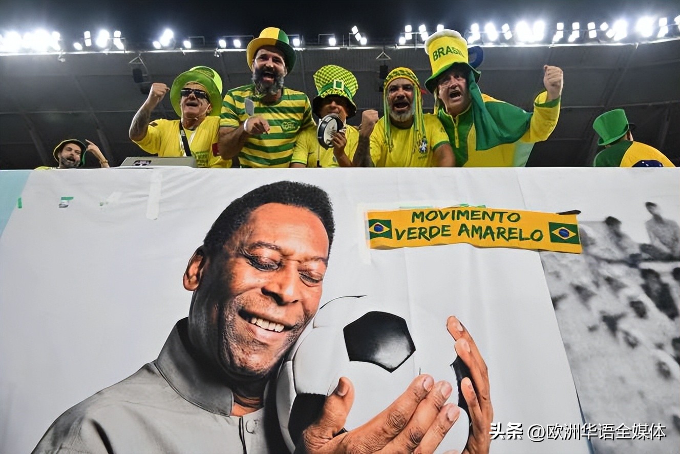 在卡塔尔感受中国球迷的热情,在足球场上致敬科比