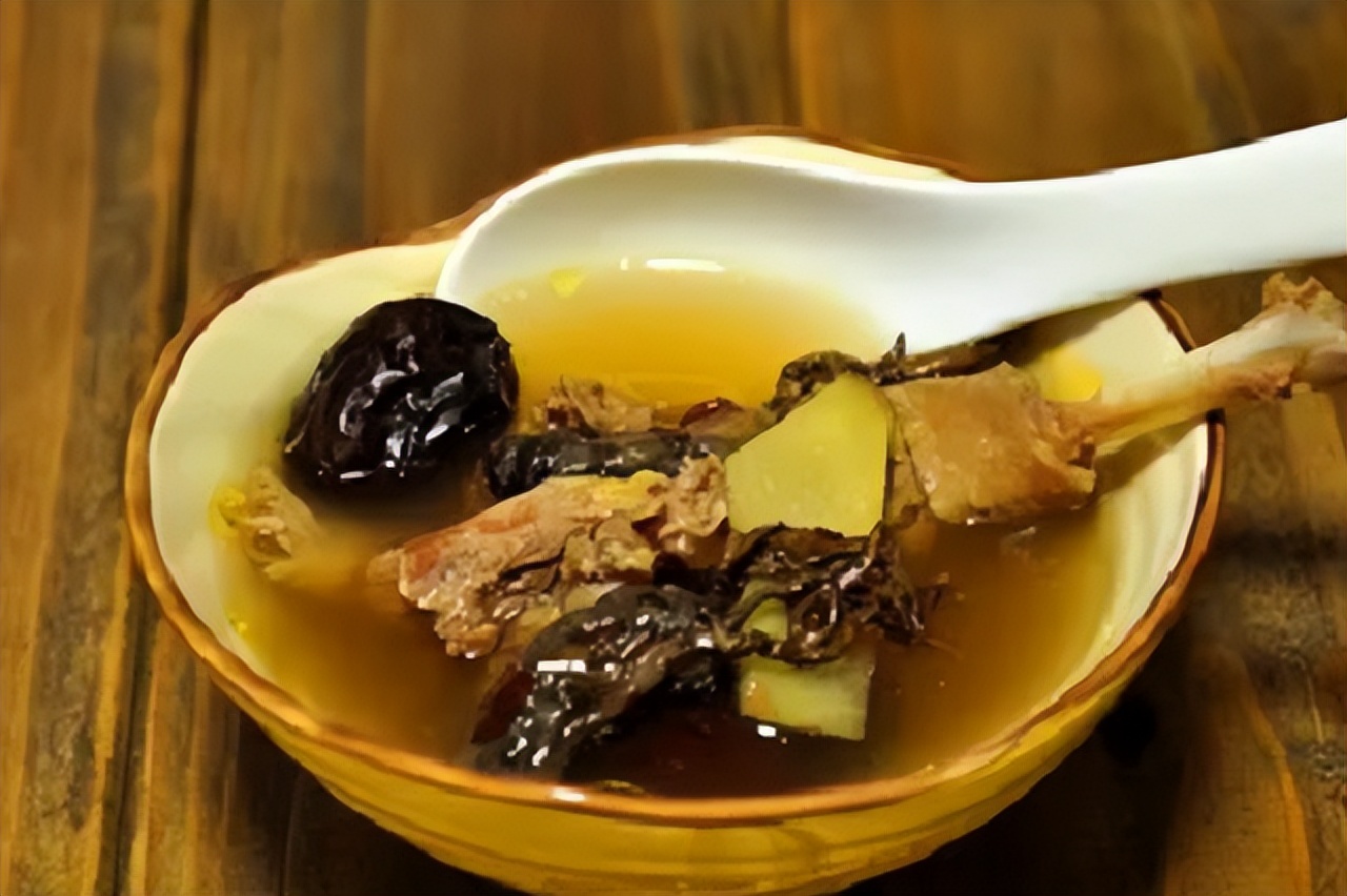 这些常见的野生菌,这些常见的野生菌你们都认识吗