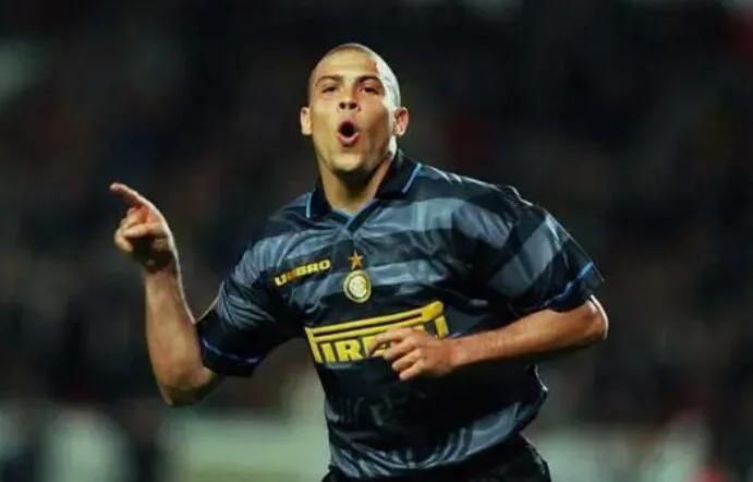 足坛100大进球大罗,足坛历史最伟大的十大10号