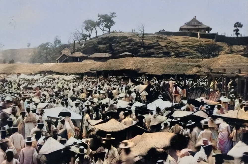 韩国真的存在过“露乳装”这种传统服装吗?为什么韩国人要否认?